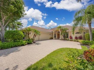 7476 Treeline Dr, Naples, FL 34119