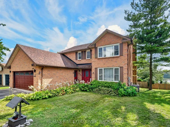 601 Forest Hill Dr, Kingston, ON K7M 7N6