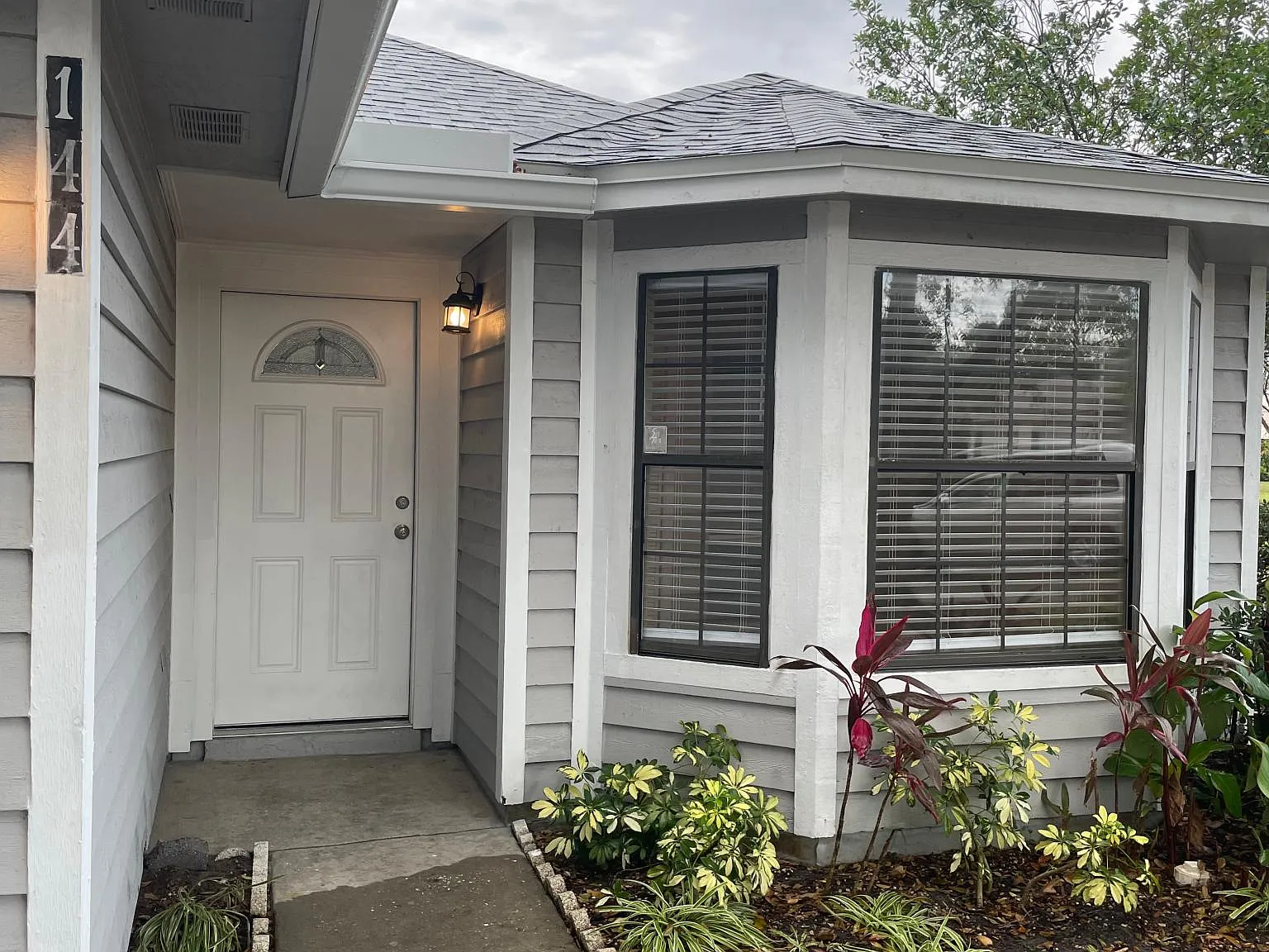 3 bed, 1300 sqft, $3,000 — Photo 4