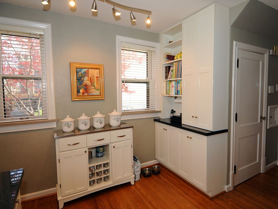 1st image of 7157 Waterman Ave