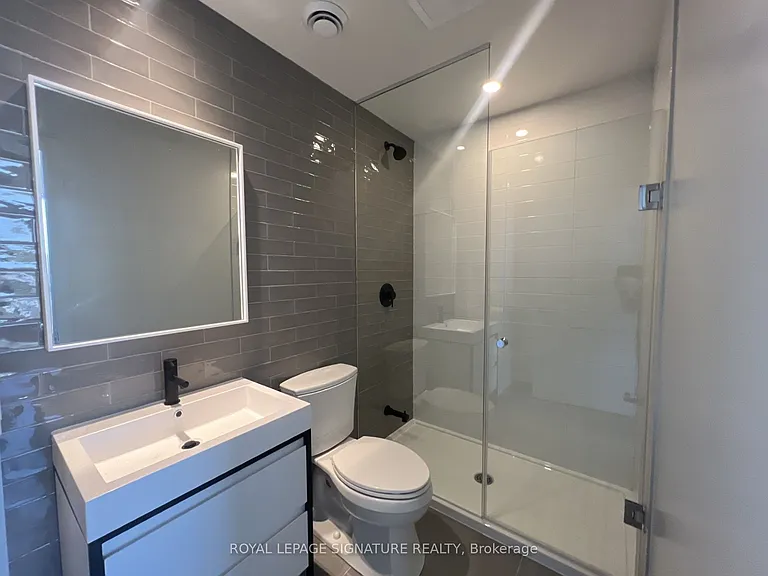 150 Logan Ave #536 — Photo 6