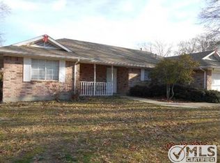 1807 Trailview Dr, Terrell, TX 75160