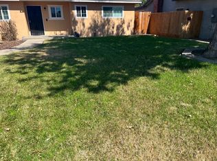 2603 Renn Ave, Clovis, CA 93611