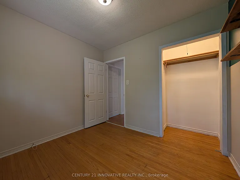 12 Kingsway Ct — Photo 18