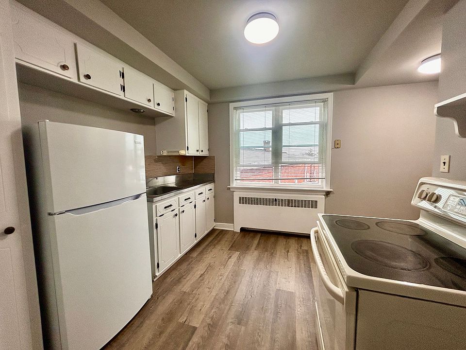 1st image of 30 E Main St Unit C