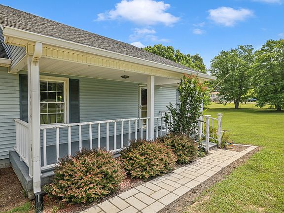 2nd image of 2736 Gideon Rd