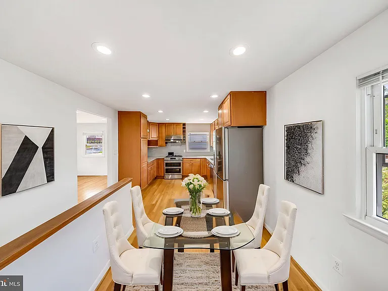 7411 Tillman Dr — Photo 11