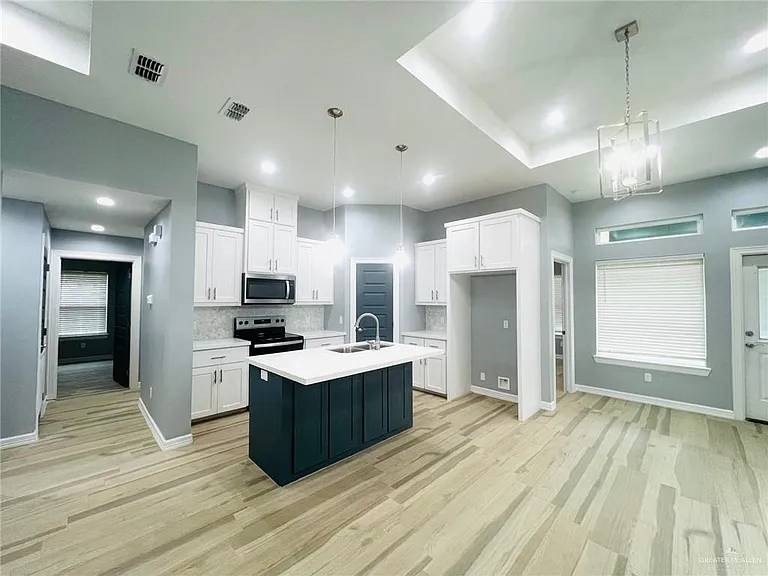 4124 S Shaquille Ave — Photo 5