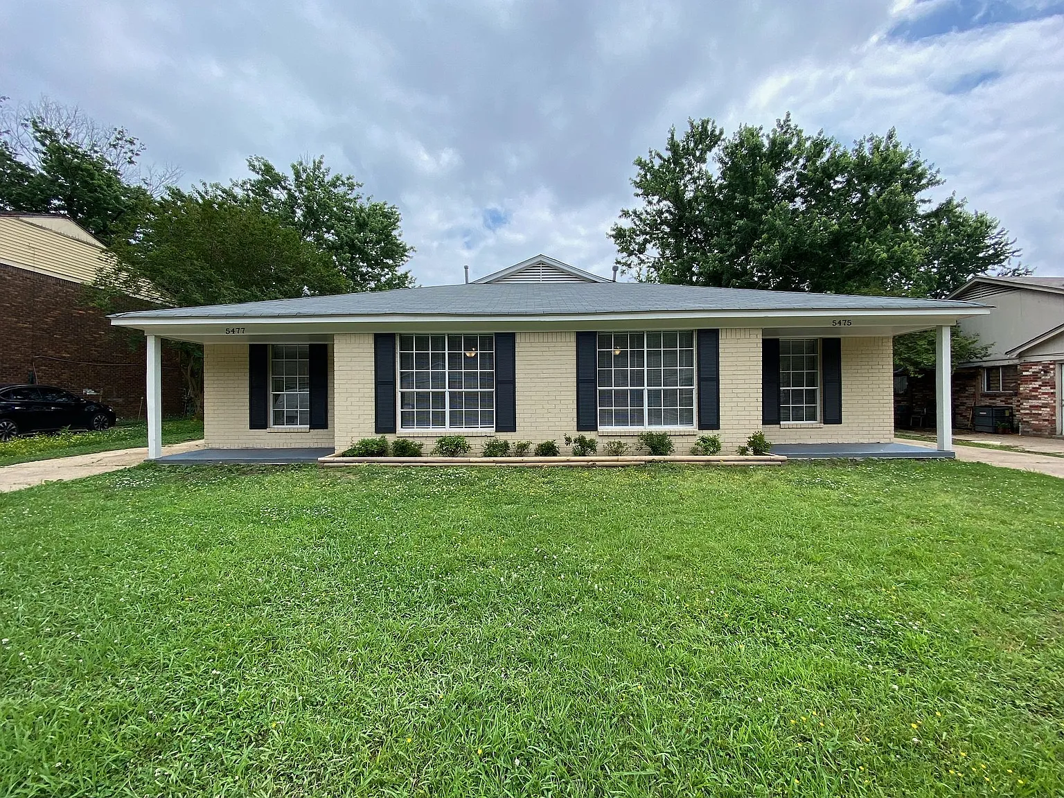 5475 Apple Blossom Dr — Photo 1