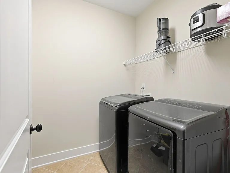790 Fontwell Ln — Photo 31