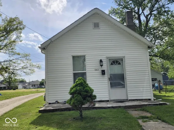 542 S Wall St, Winchester, IN 47394