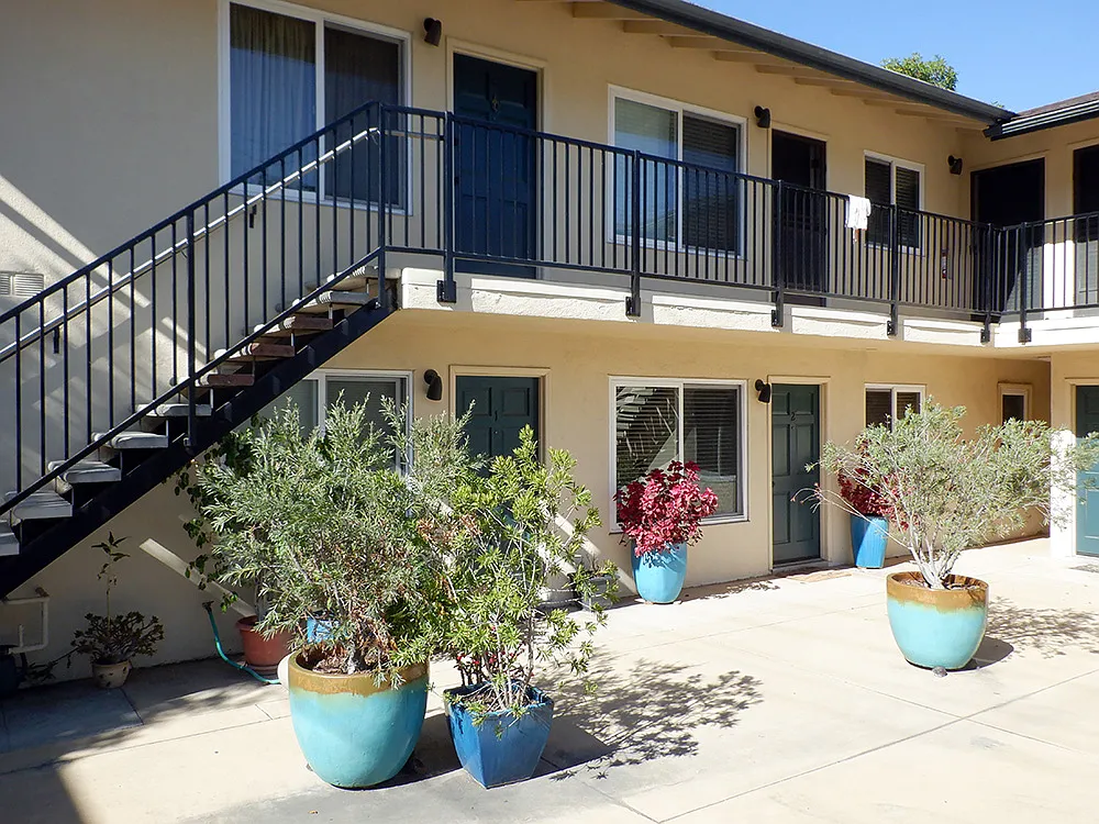 1 bed, $2,550 — Photo 1