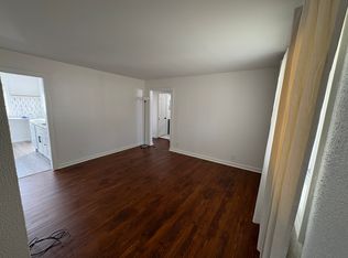 898 E Barrett Ave, Madison Heights, MI 48071