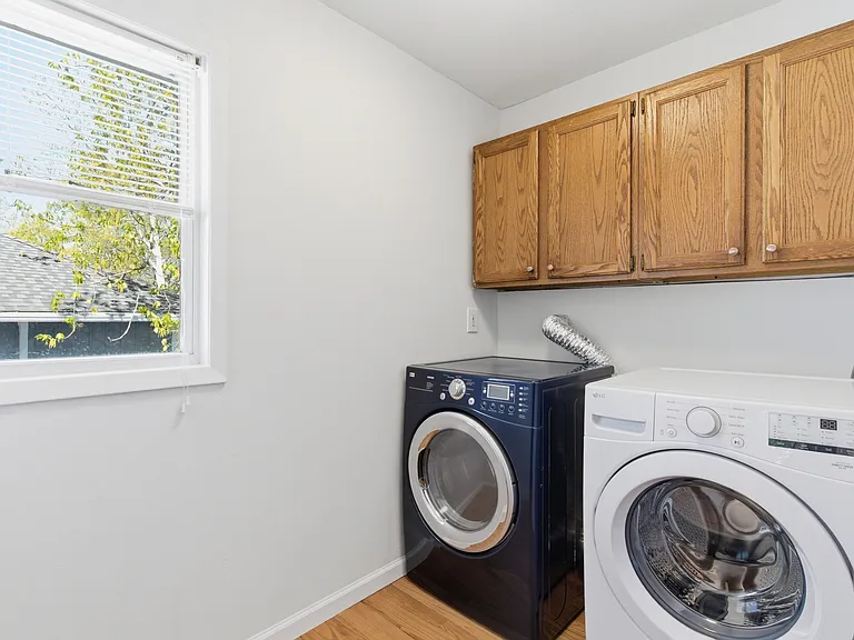 41-43 Potter Ln #41 — Photo 11