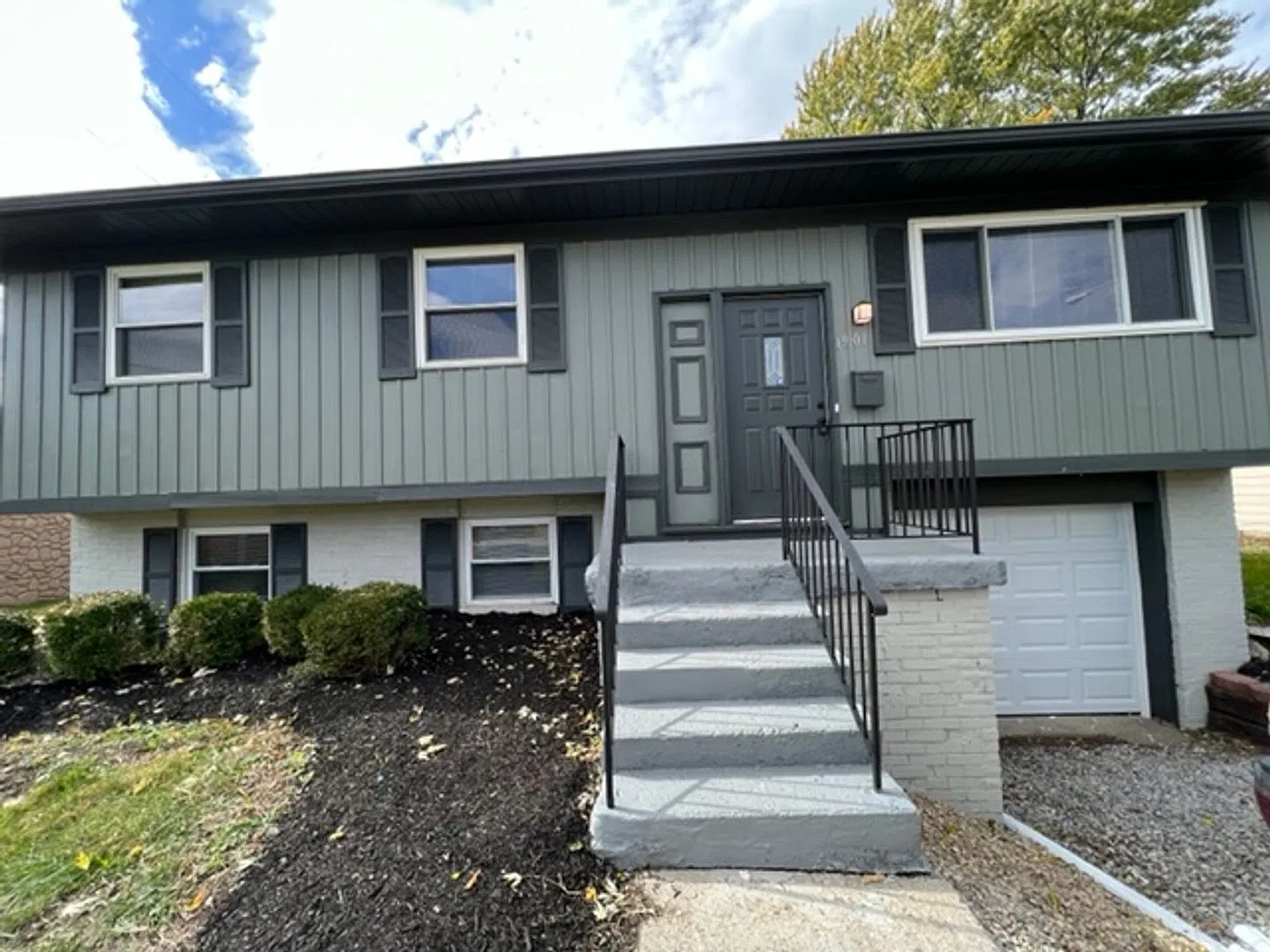 3 Bedroom 1 Bathroom Home with Garage and Fenced Yard! — Photo 1