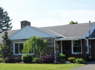 713 Skyline Dr, Ellwood City, PA 16117