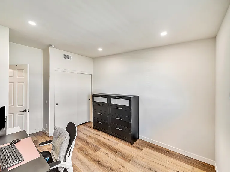 10231 Independence Ave — Photo 5