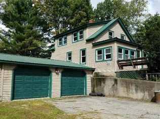 914 Main St, Wilton, ME 04294