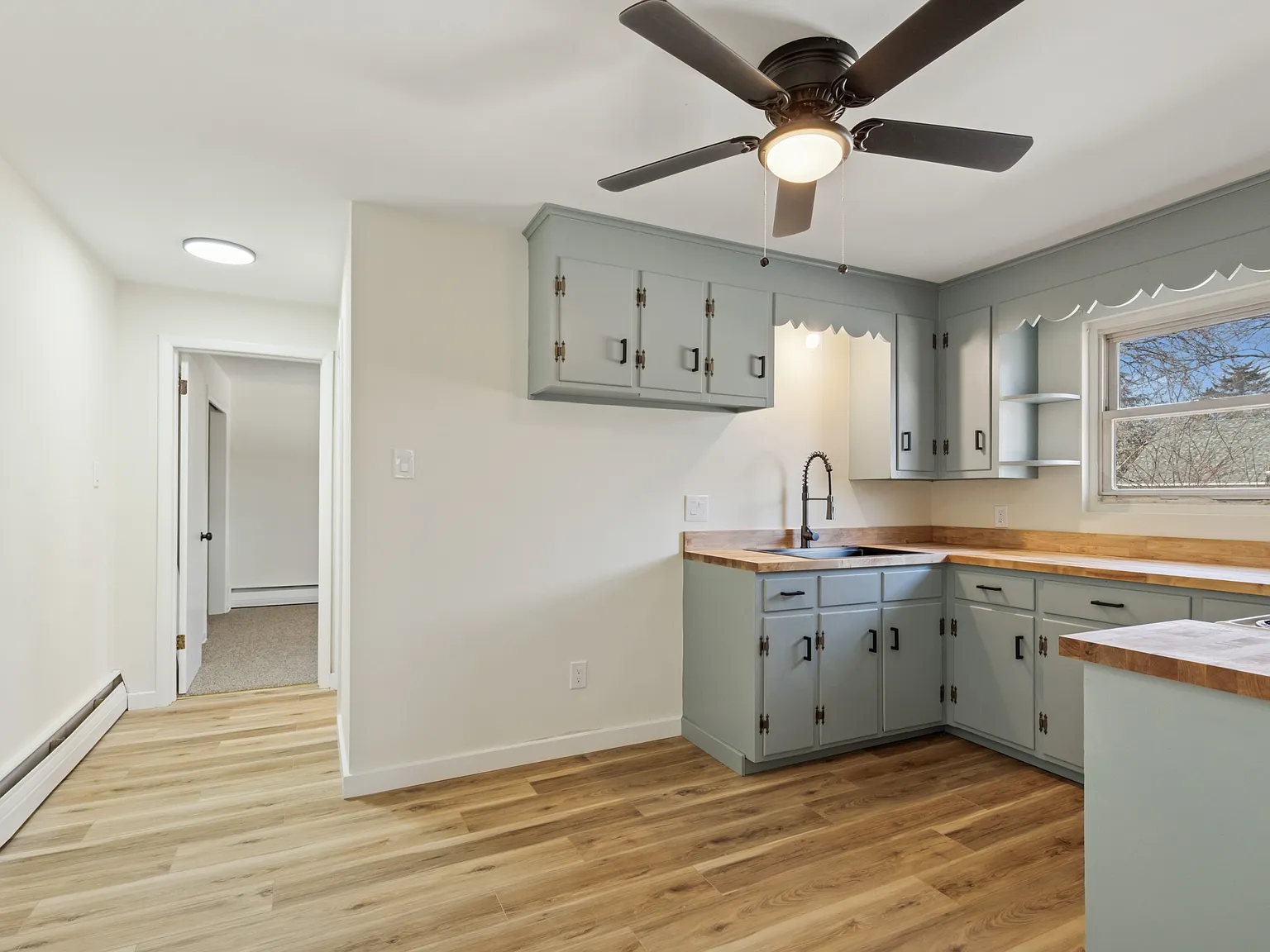301 Rice St — Photo 1