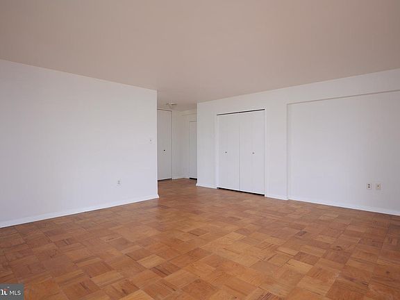 4th image of 5410 Connecticut Ave NW APT 717