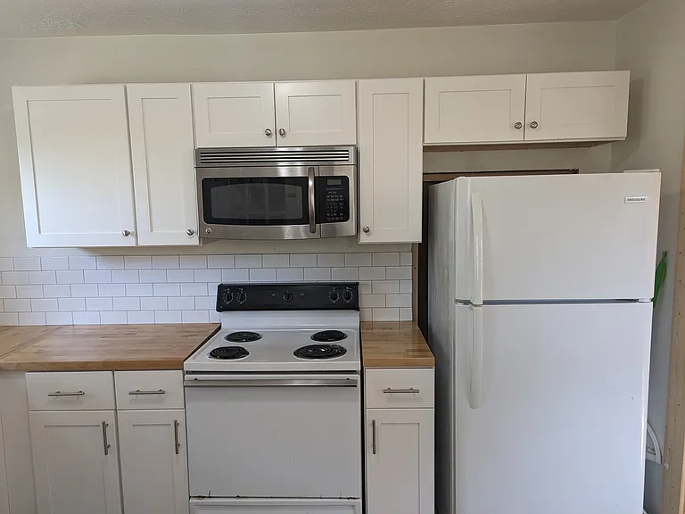2121 Price Ave — Photo 7