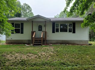 16639 Tamarack Rd, Howard City, MI 49329