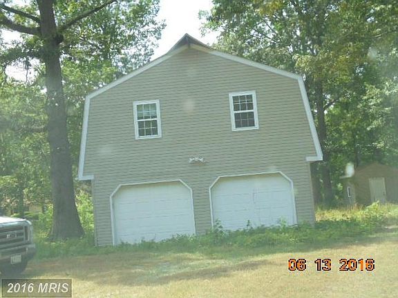 detached garage