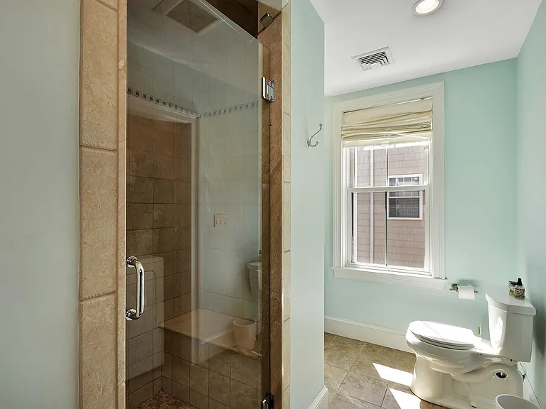 9 Atlantic St — Photo 19