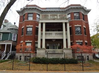 1104 E 46th St UNIT 204, Chicago, IL 60653
