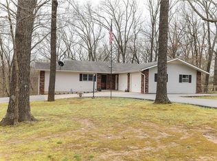 8339 Shady Oak Ln, Bentonville, AR 72712