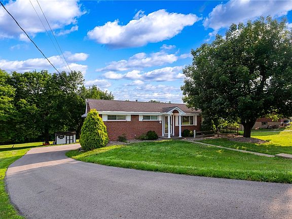 4th image of 139 Delaware Dr