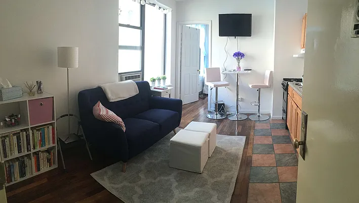 Rented by S&H Equities | media 3