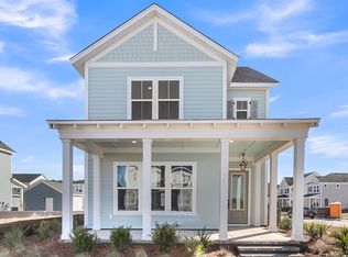 741 Blueway Ave, Summerville, SC 29486