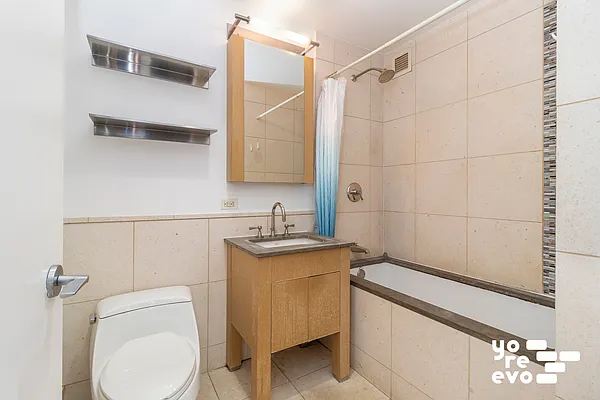 Sold by Yoreevo, LLC | media 6