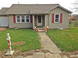 6215 N Main St, Willow Branch, IN 46186