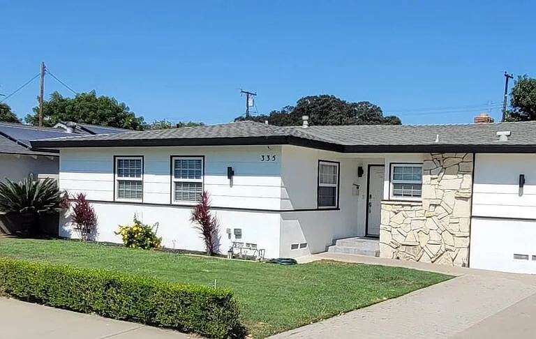 335 S California St — Photo 1