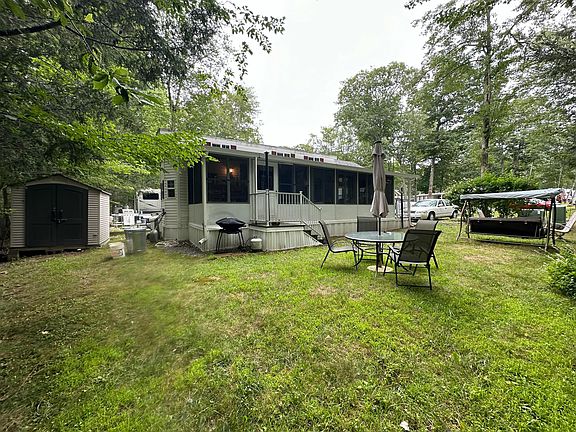 3rd image of 191 Tatnic Road #B9