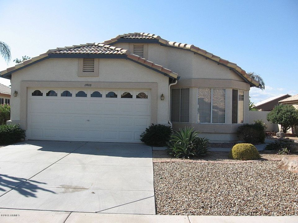 1st image of 19928 N 108th Ln