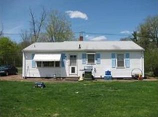 264 Lions Mouth Rd, Amesbury, MA 01913