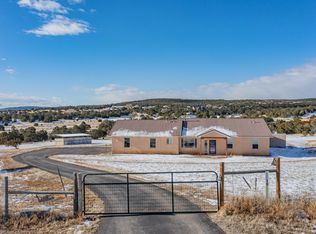 10 Manchester Ln, Edgewood, NM 87015