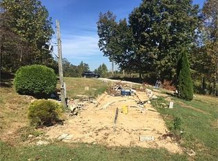 670 Hickory Flts, Olive Hill, KY 41164