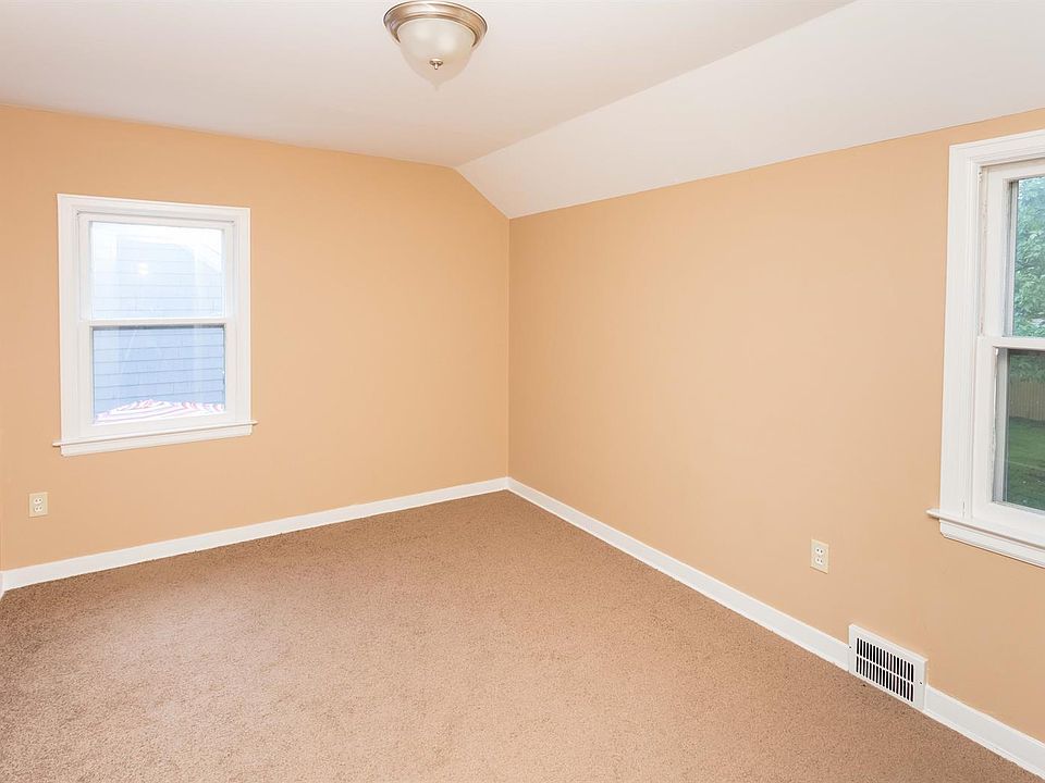 Lincoln Park Duplexes 2040 Military Rd Tonawanda NY Zillow