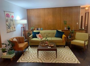 1 Monterey Pl, Alton, IL 62002