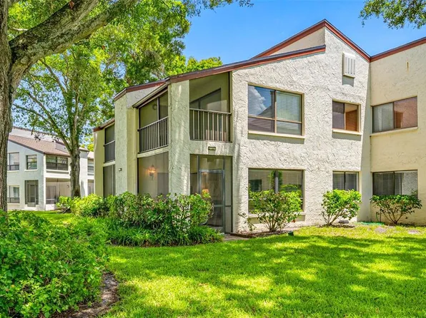 700 Starkey Rd APT 1414, Largo, FL 33771