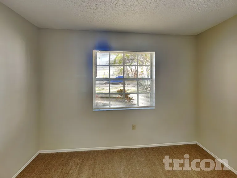 4944 Harbor Woods Dr — Photo 10
