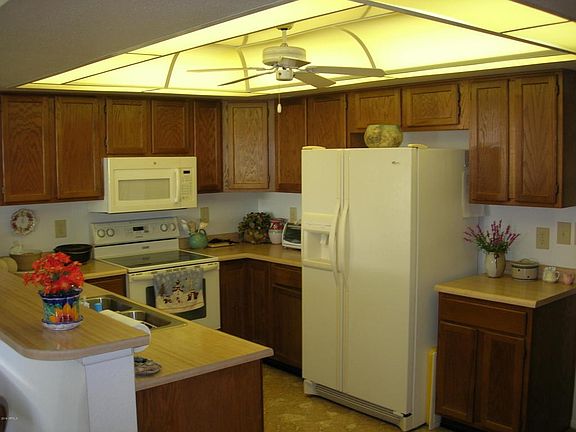 3rd image of 12622 W Castle Rock Dr