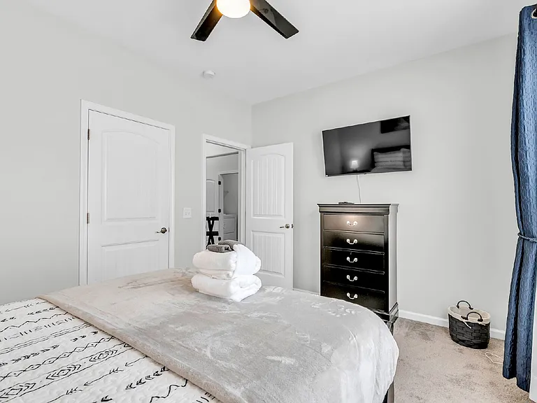 88 Crystal Lake Dr — Photo 6