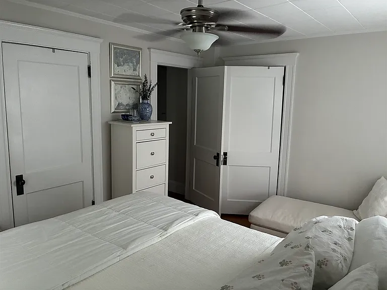 353 Hancock St #2 — Photo 10