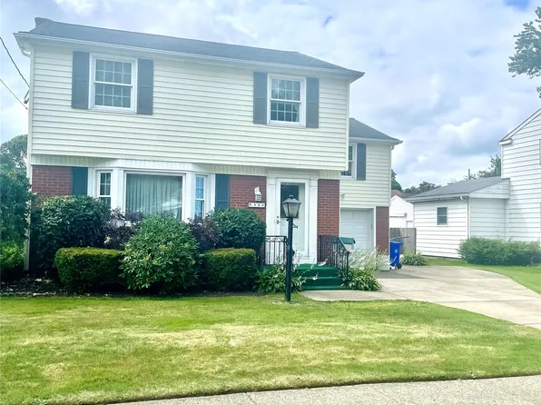 335 E 36th St, Erie, PA 16504