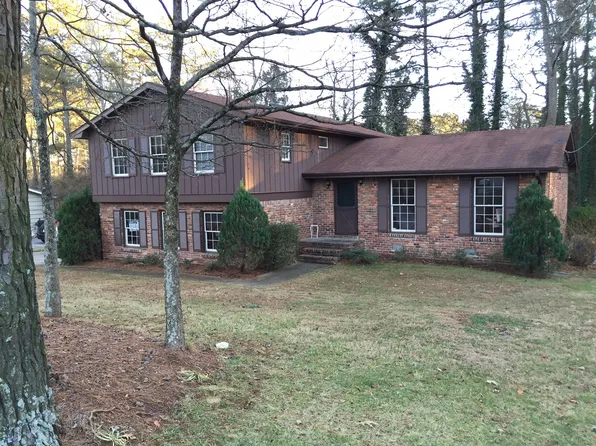 4512 Shallowford Rd, Roswell, GA 30075